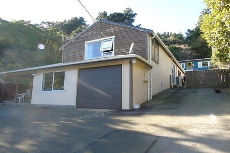 Photo of property in 140a Parkvale Road, Karori, Wellington, 6012