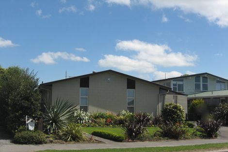 Photo of property in 247 Harewood Road, Bishopdale, Christchurch, 8053