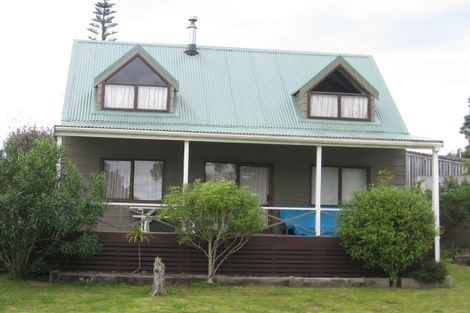 Photo of property in 15 Beaumont Green, Pauanui, Hikuai, 3579