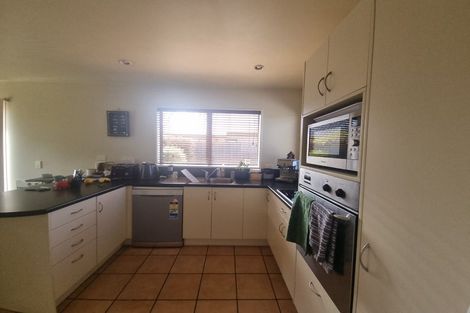 Photo of property in 1/102 Roberta Drive, Somerfield, Christchurch, 8024