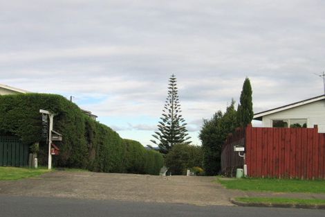 Photo of property in 105 Sandspit Road, Shelly Park, Auckland, 2014