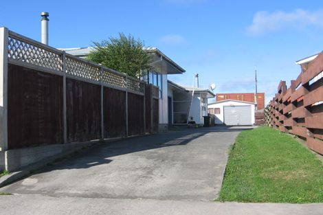 Photo of property in 34a Geraldine Crescent, Cloverlea, Palmerston North, 4412