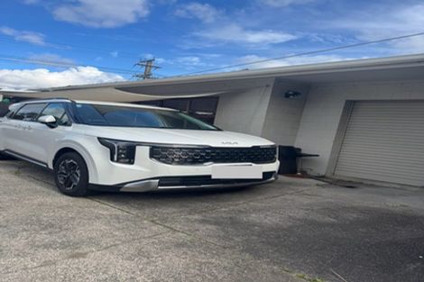 Photo of property in 1/312 Royal Road, Massey, Auckland, 0614