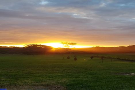 Photo of property in 757 Settlement Road, Hakaru, Wellsford, 0975