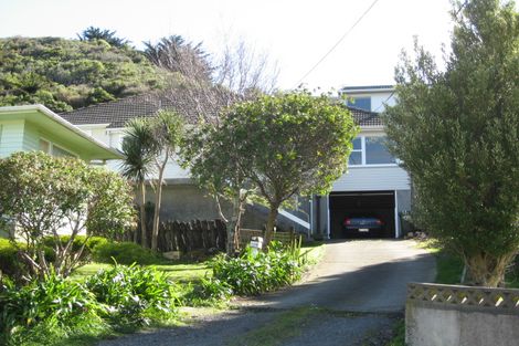 Photo of property in 109 Parkvale Road, Karori, Wellington, 6012