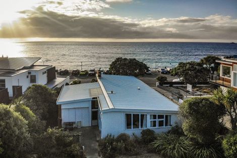 Photo of property in 4 Cliffs Road, Saint Clair, Dunedin, 9012