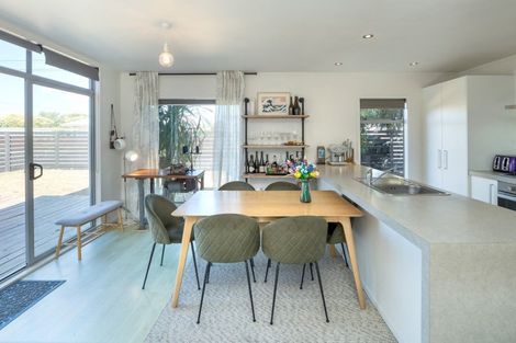 Photo of property in 43 Sackville Street, Martinborough, 5711