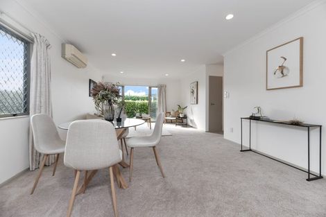 Photo of property in Waimanu Bay Village, 32/1 Piriti Drive, Te Atatu Peninsula, Auckland, 0610