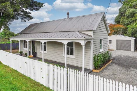 Photo of property in 21 Bethune Street, Featherston, 5710