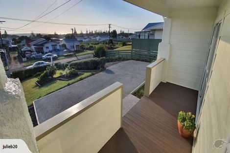 Photo of property in 14 Matai Street, Castlecliff, Whanganui, 4501