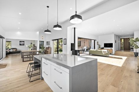 Photo of property in 7 Kanuka Close, Waikanae, 5036