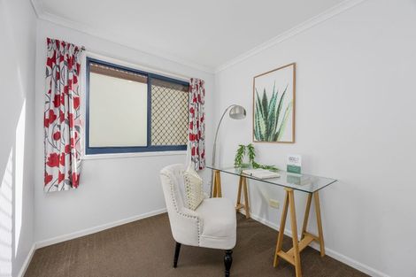 Photo of property in 4 Parkwood Crescent, Gulf Harbour, Whangaparaoa, 0930