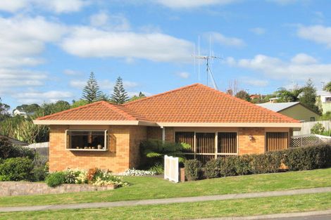 Photo of property in 33 Amberley Crescent, Bethlehem, Tauranga, 3110