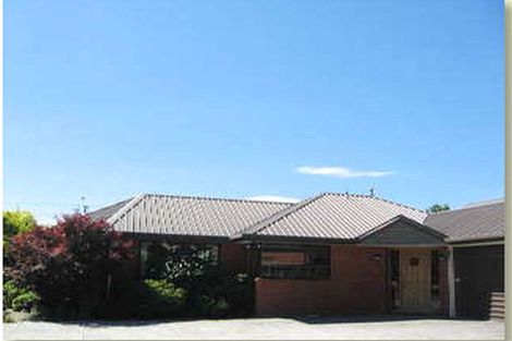 Photo of property in 10 Brookford Place, Westmorland, Christchurch, 8025