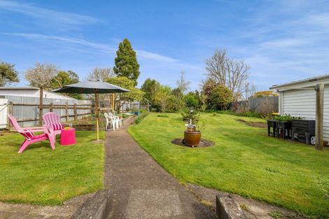 Photo of property in 21 Mills Street, Eltham, 4322