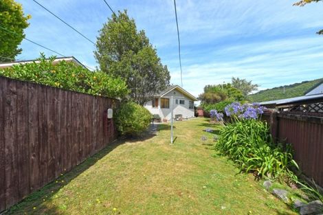 Photo of property in 1/20 Dakota Grove, Totara Park, Upper Hutt, 5018