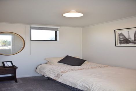 Photo of property in 2 Derby Street, Woodend, Invercargill, 9877