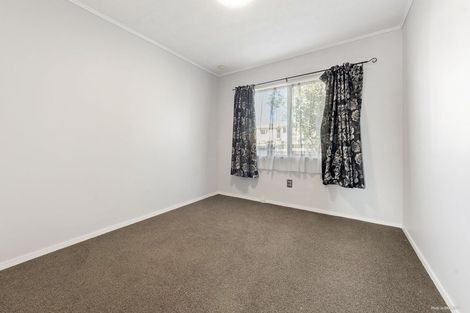 Photo of property in 7 Styca Place, Sunnyvale, Auckland, 0612