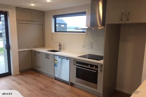 Photo of property in 1 Alandale Place, Wanaka, 9305