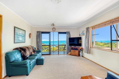 Photo of property in 24 Bay View Road, Cable Bay, 0420