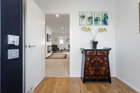 Photo of property in 22 Ruge Court, Cambridge, 3434