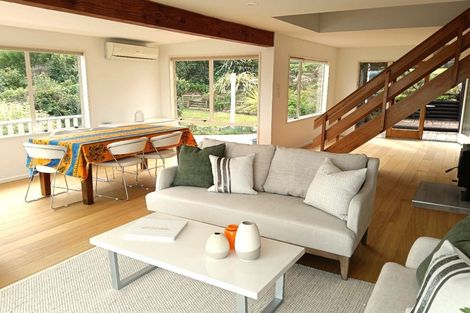 Photo of property in 10 Selwyn Parade, Lyttelton, 8082