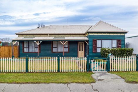 Photo of property in 182 Talbot Street, Geraldine, 7930