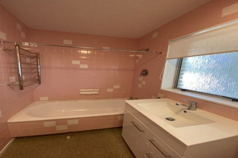 Photo of property in 28b Halswater Drive, Churton Park, Wellington, 6037