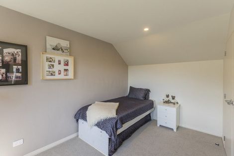 Photo of property in 13 Morepork Drive, Waikanae, 5036