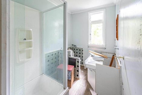 Photo of property in 42 Plymouth Street, Whanganui, 4500