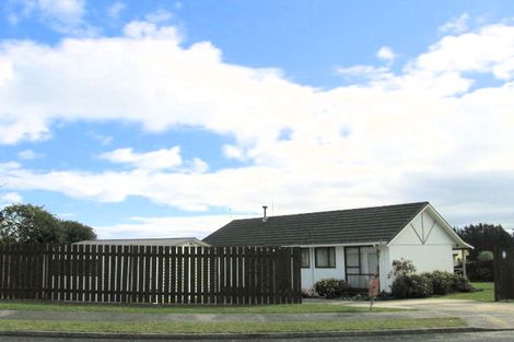 Photo of property in 1 Westwood Street, Bellevue, Tauranga, 3110