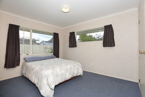 Photo of property in 5 Parnell Heights Drive, Kelvin Grove, Palmerston North, 4414