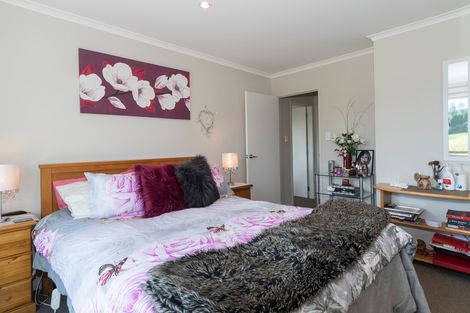 Photo of property in 23 Falcon Drive, Welcome Bay, Tauranga, 3112