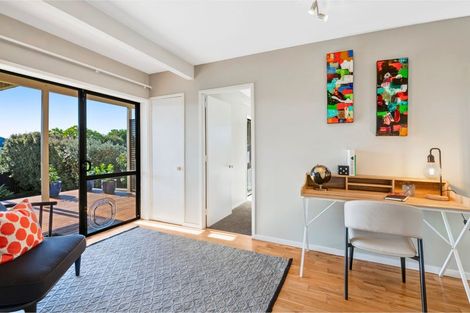 Photo of property in 24 Halldene Terrace, Red Beach, 0932