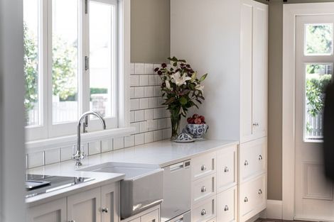 Photo of property in 260-262 High Street North, Carterton, 5713