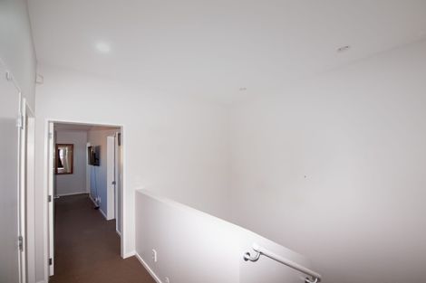 Photo of property in 23 Gifford Grove, Churton Park, Wellington, 6037