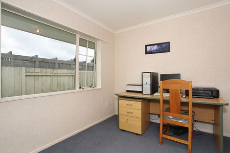 Photo of property in 5 Parnell Heights Drive, Kelvin Grove, Palmerston North, 4414