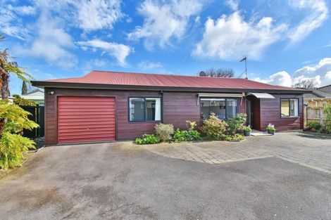 Photo of property in 2/16 Nogat Avenue, Papatoetoe, Auckland, 2024