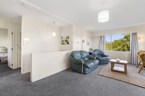 Photo of property in 10 Naera Place, Kawaha Point, Rotorua, 3010