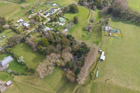 Photo of property in 86 Lindsay Road, Levin, 5510