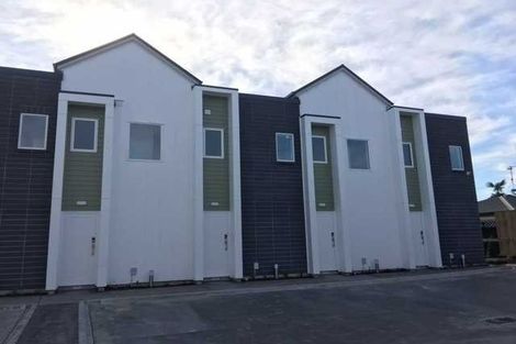 Photo of property in 21/10 Burrows Place, Frankton, Hamilton, 3204