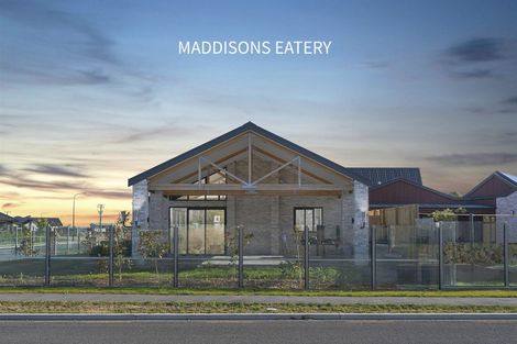 Photo of property in 30 Paihere Street, Huapai, Kumeu, 0810