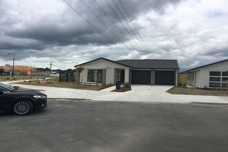 Photo of property in 13 Rere Close, Takanini, 2112
