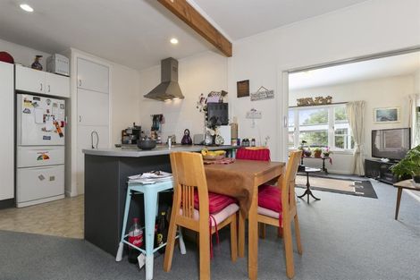 Photo of property in 100a Astley Avenue, New Lynn, Auckland, 0600