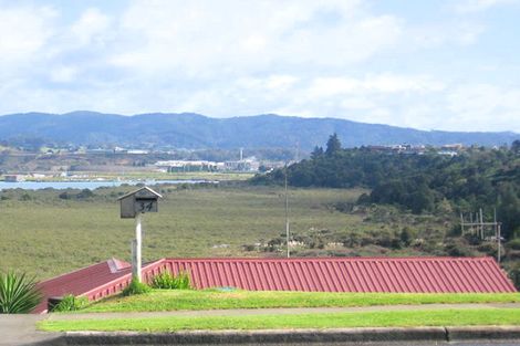 Photo of property in 34 Raumati Crescent, Onerahi, Whangarei, 0110