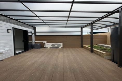 Photo of property in 93 Hutchinsons Road, Bucklands Beach, Auckland, 2014