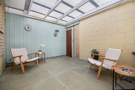 Photo of property in 2 Delamare Road, St Andrews, Hamilton, 3200