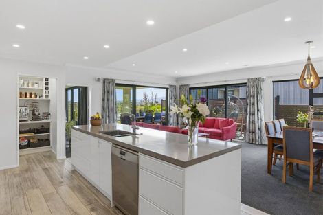 Photo of property in 19 Taranui Way, Paraparaumu Beach, Paraparaumu, 5032