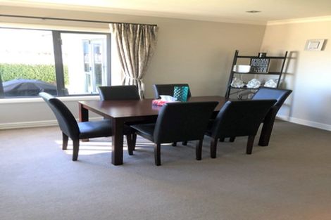 Photo of property in 43 Somerton Drive, Huntington, Hamilton, 3210