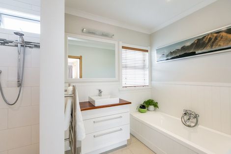 Photo of property in 7 Drake Crescent, Awatoto, Napier, 4110